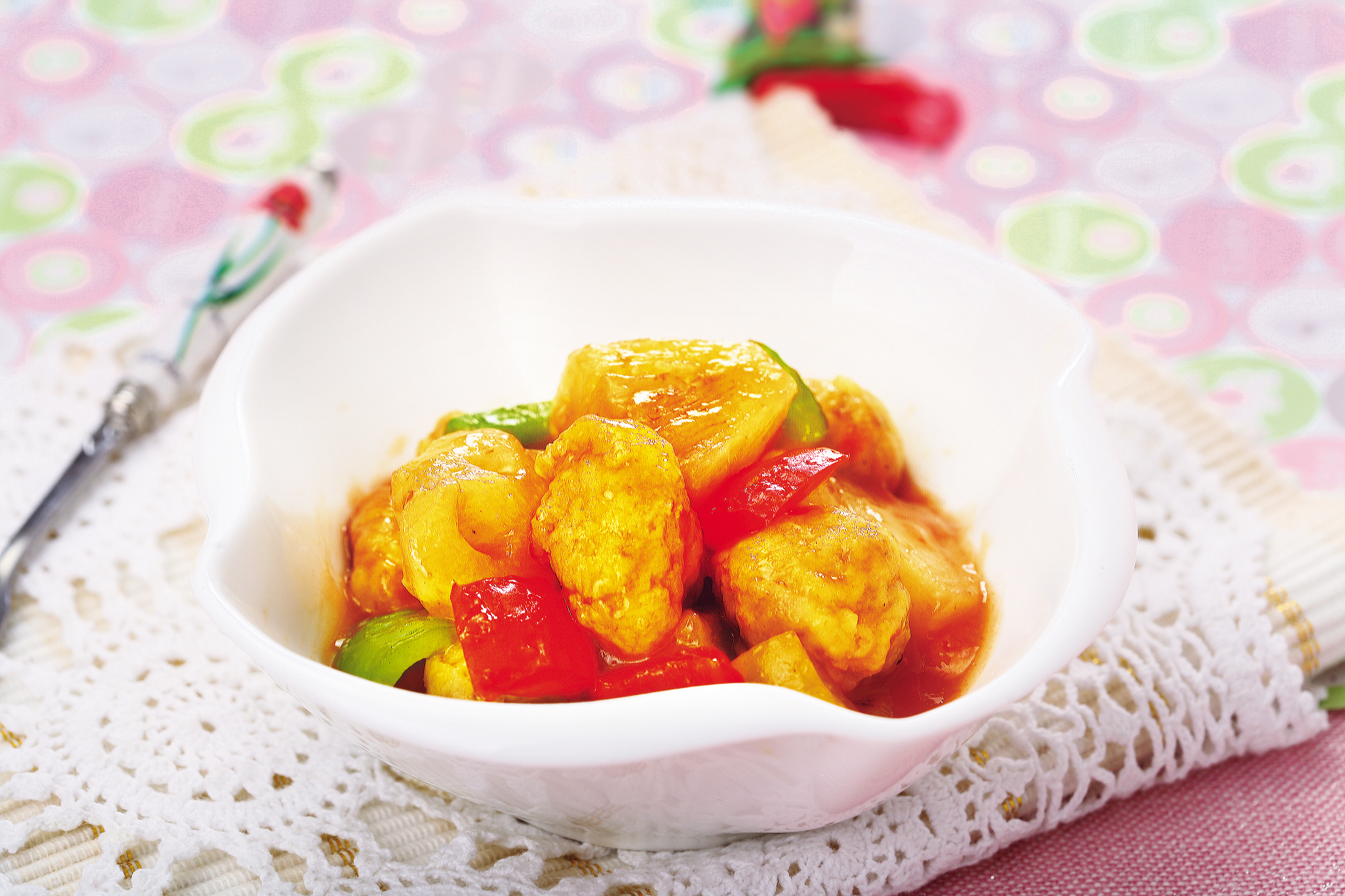 酸甜开胃菠萝咕噜肉 三步搞定全家称赞的家常菜  