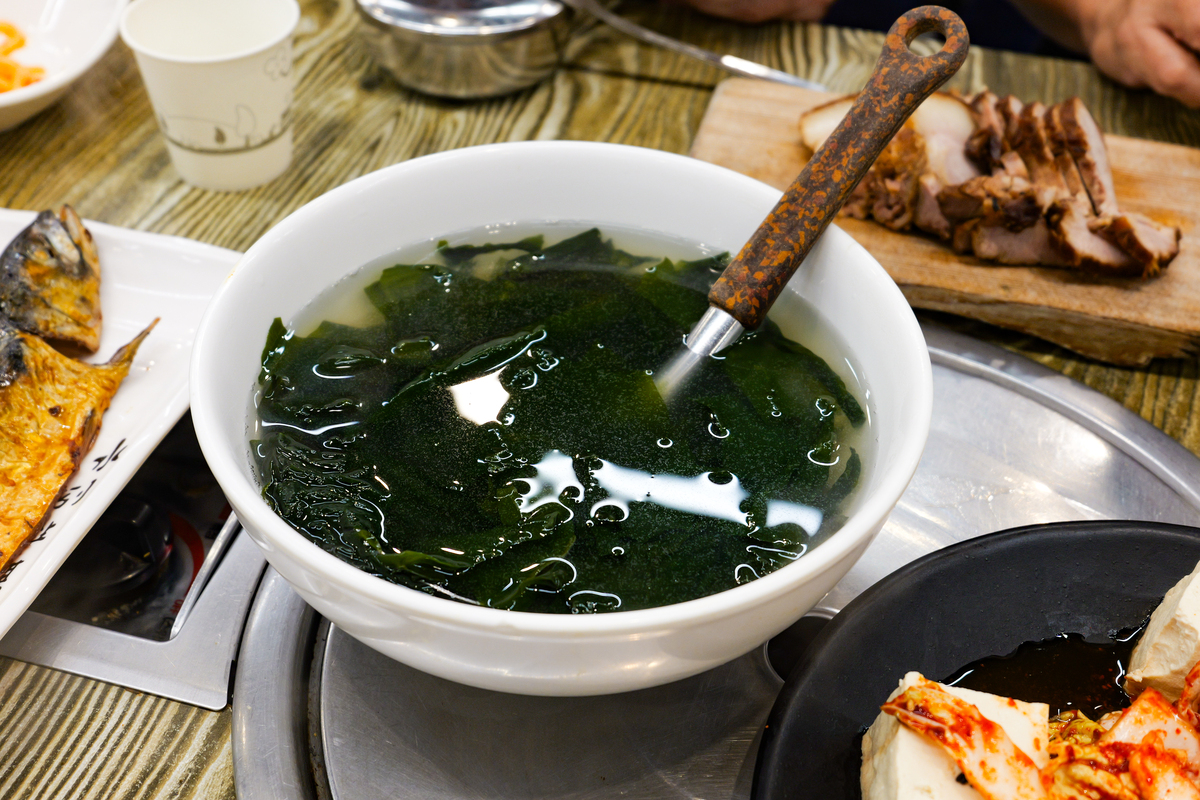 海带豆腐汤的家常做法