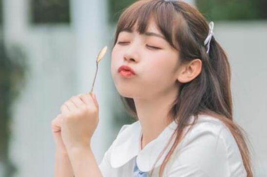 周末愉快最简单一句话